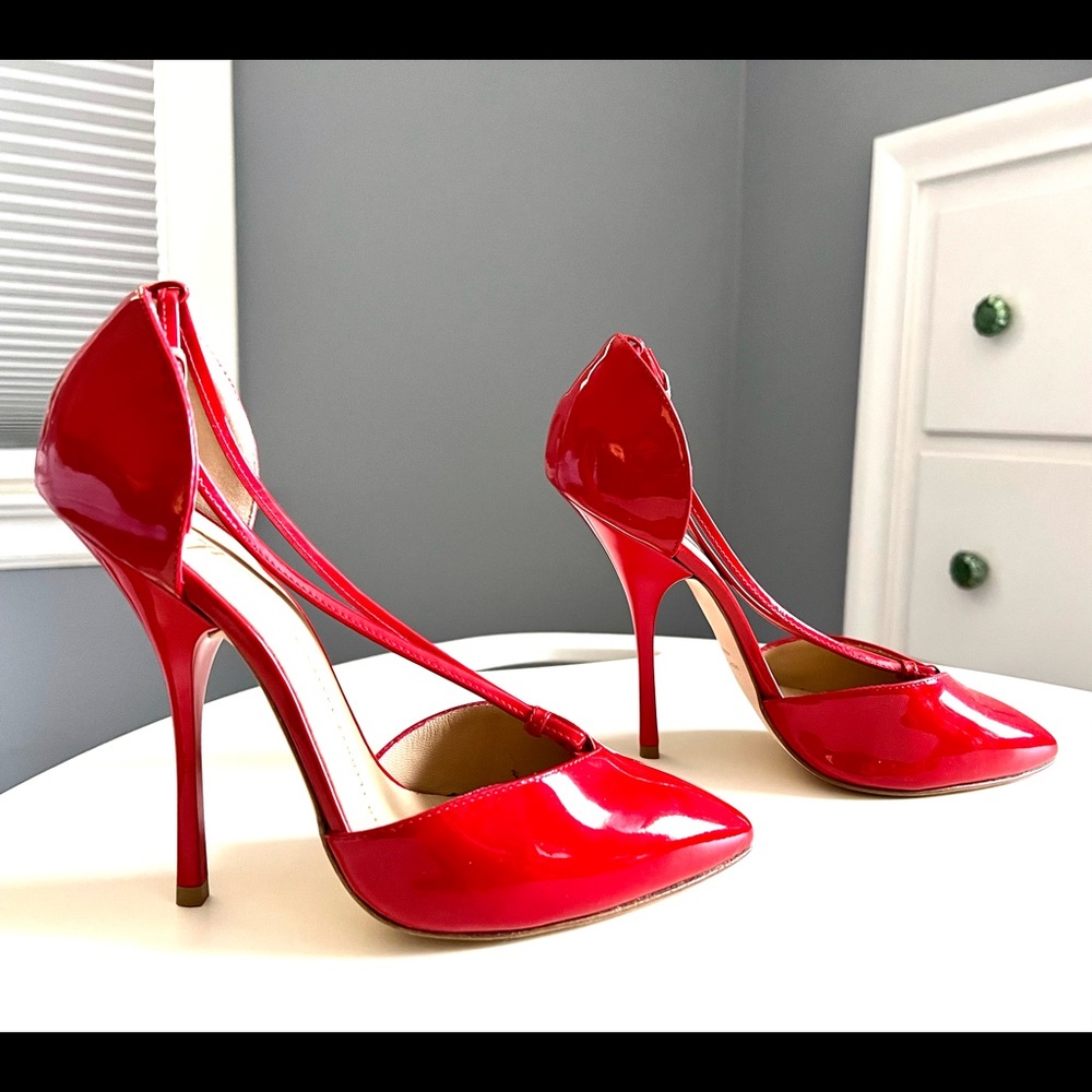 Brand new Giuseppe Zanotti Patent Red Pumps, 37 - Picture 2 of 7